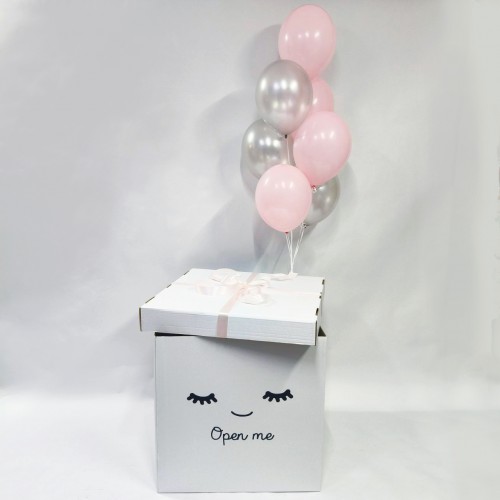 Коробка сюрприз с воздушными шарами нежного цвета