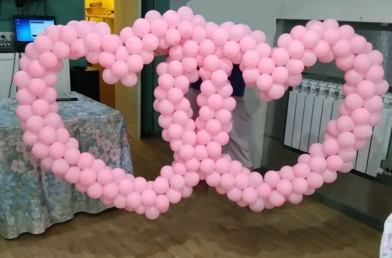 Розовые плетенные сердца