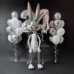 Серебряно-белая композиция из шаров с Багз Банни
