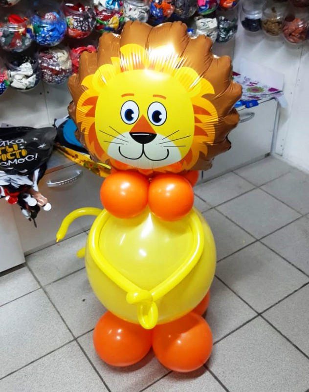 Фигурка львёнка из шаров