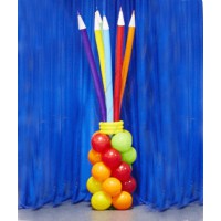 Композиция из воздушных шаров с карандашами