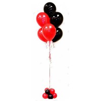 Фонтан из 7 черных и красных шаров