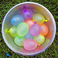 Игры с шариками, наполненными водой - лучшие игры на жаркую погоду