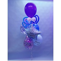 Фонтан в сиренево-синих оттенках с фигуркой из шаров в виде осьминога