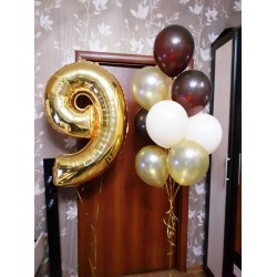 Сет из цифры и связки шаров в бело-золотых и коричневых тонах на день рождения